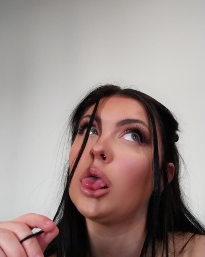 Lyricgem (@lyricgem), OnlyFans creator