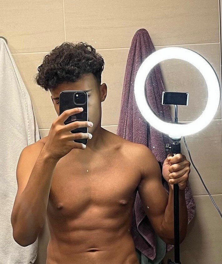 Macetheboyfree (@macetheboyfree), OnlyFans creator