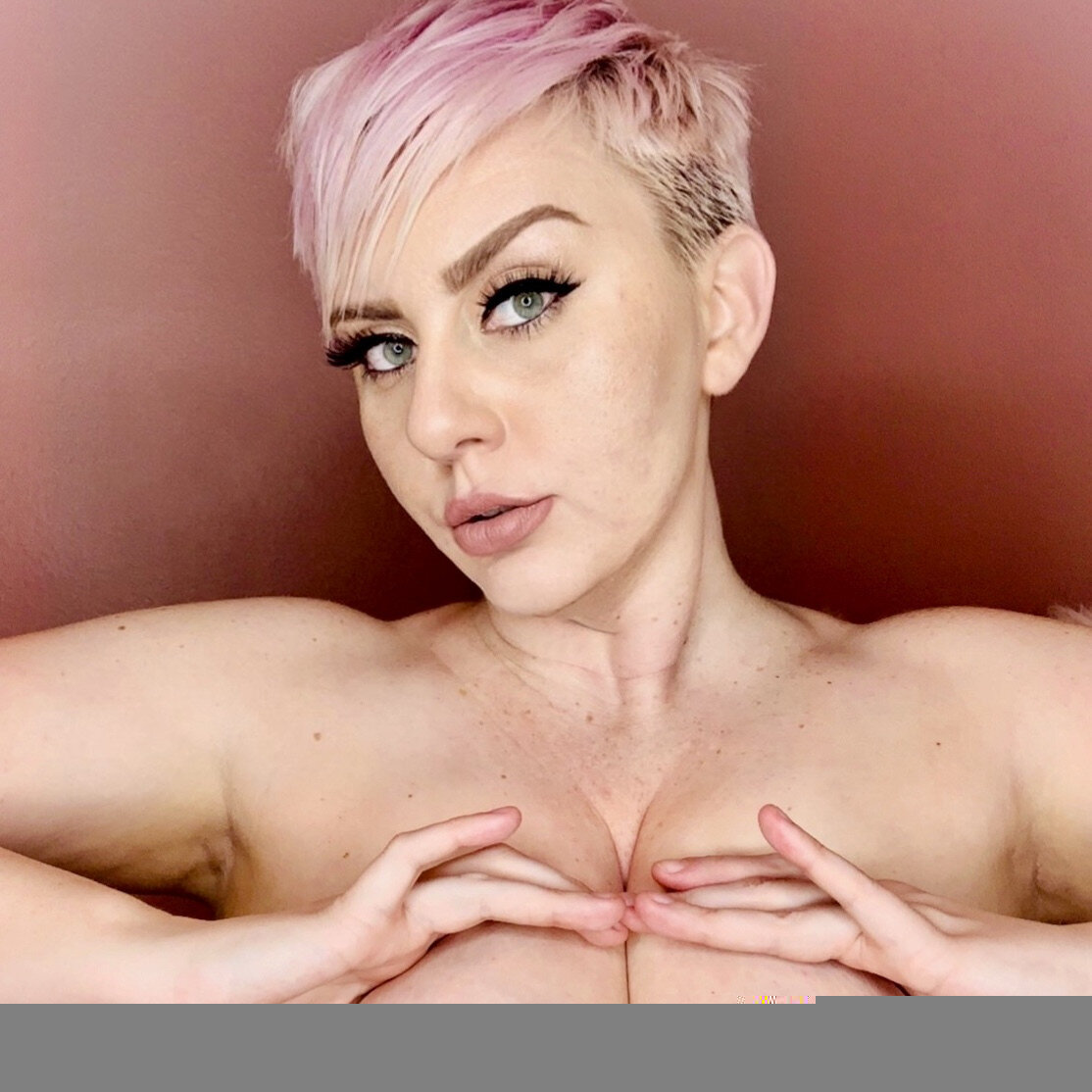 Madamgenevieve (@madam_genevieve), OnlyFans creator