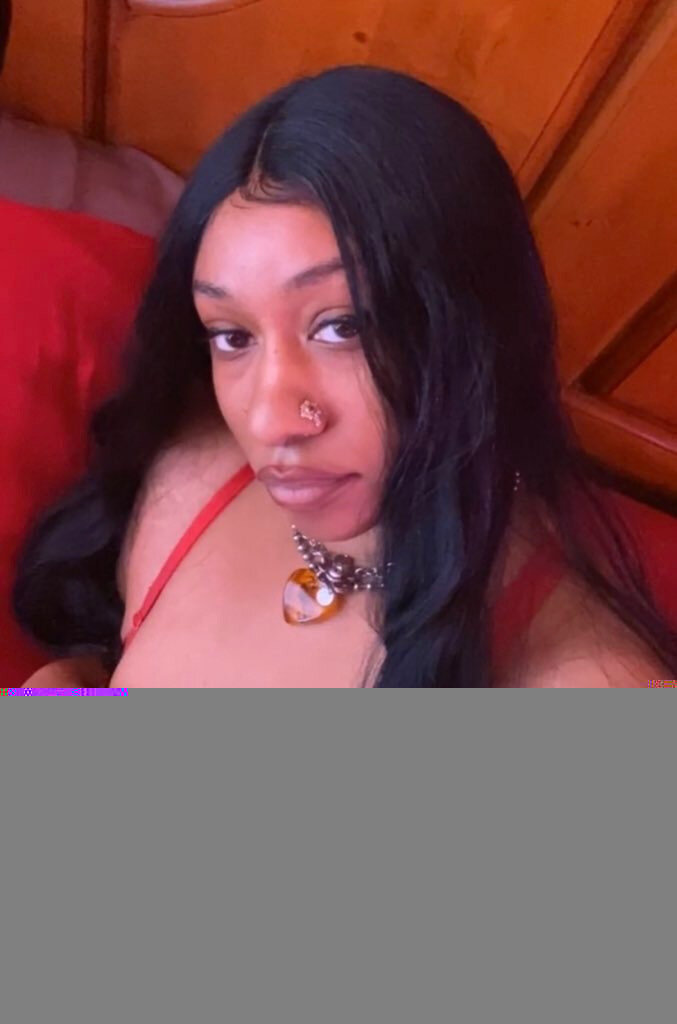 Madamemeaters (@madame_meaters), OnlyFans creator