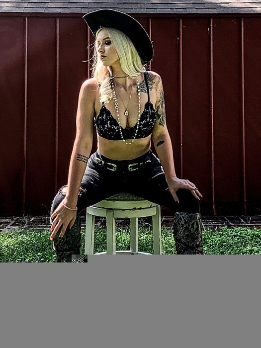 Madiisinss (@madiisinss), OnlyFans creator
