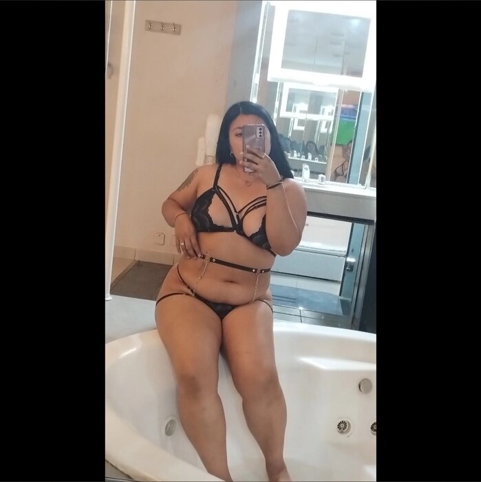 Welcome (@madisoncloser8), OnlyFans creator