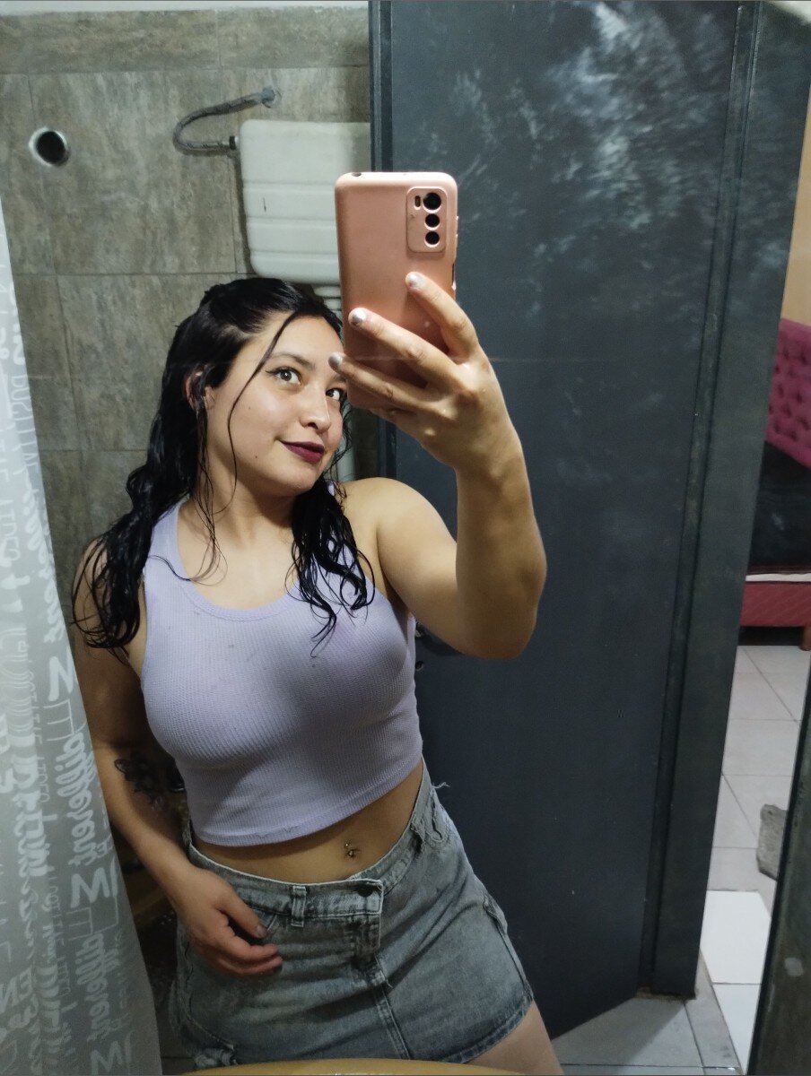 Madissonlive (@madissonlive), OnlyFans creator