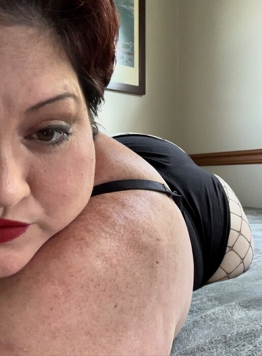 Madmadamsin (@madmadamsin), OnlyFans creator