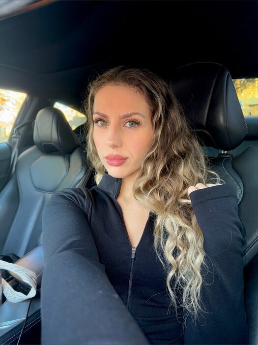 Maggieblayrexo (@maggieblayrexo), OnlyFans creator