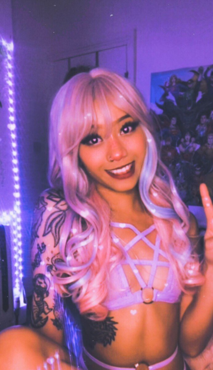 Magikmilktea (@magikmilktea), OnlyFans creator