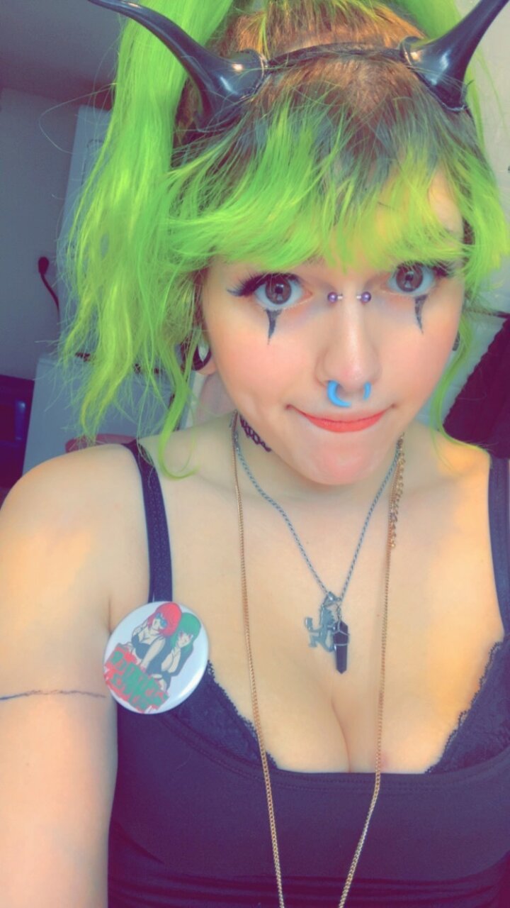 Makislayer (@makislayer), OnlyFans creator