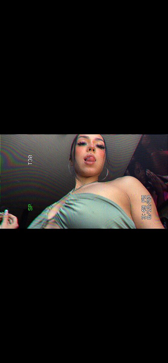 Mamacita0517 (@mamacita0517), OnlyFans creator