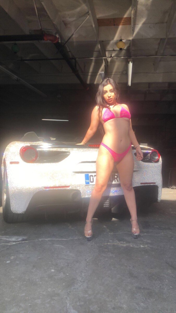 Mamimarinaa (@mamimarinaa), OnlyFans creator