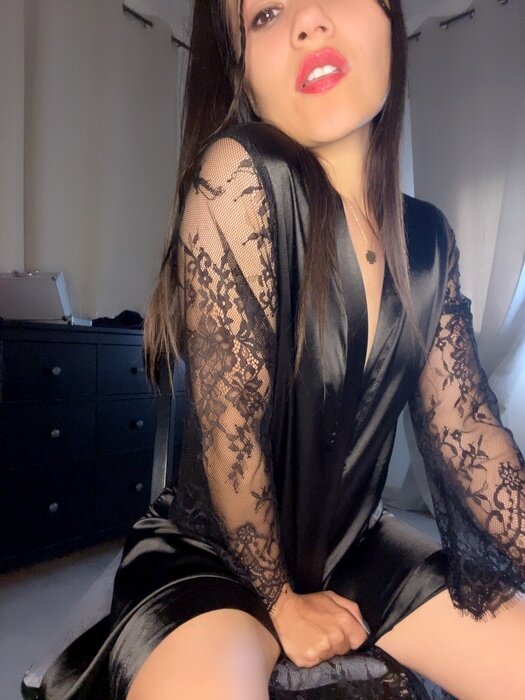 Mamy12 (@mamy12), OnlyFans creator