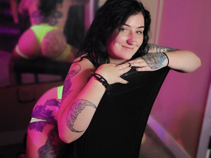 Mandimatrix (@mandimatrix), OnlyFans creator