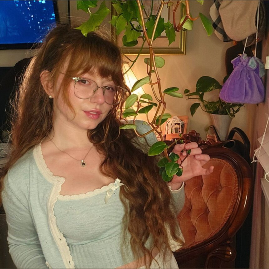 Mandyfrizzle (@mandyfrizzle), OnlyFans creator