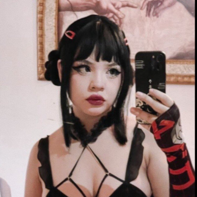 Heidy (@manekiso03), OnlyFans creator