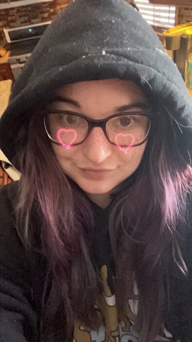 Manicwolfgirl (@manicwolfgirl), OnlyFans creator
