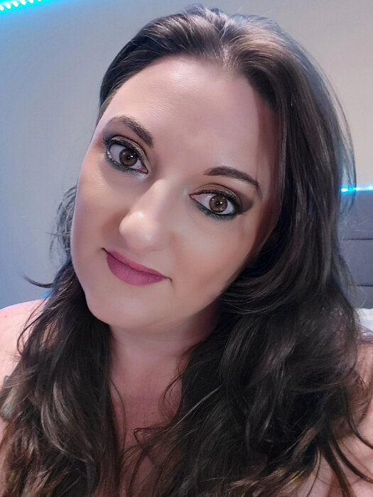 Mapleeyecandy (@mapleeyecandy), OnlyFans creator
