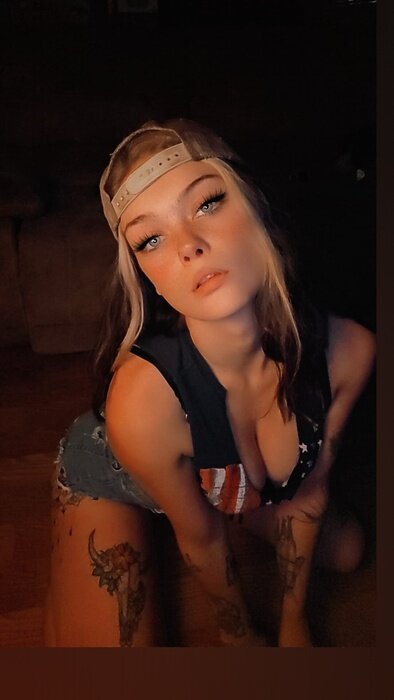 Marilynnxoxo (@mari_lynnxoxo), OnlyFans creator