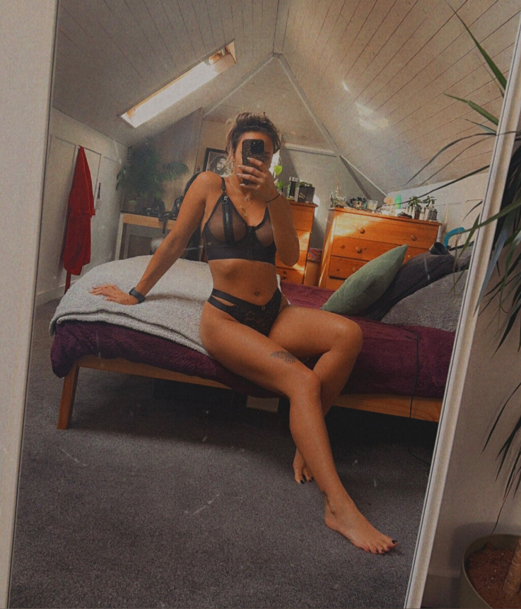 Mariahleonne (@mariah_leonne), OnlyFans creator