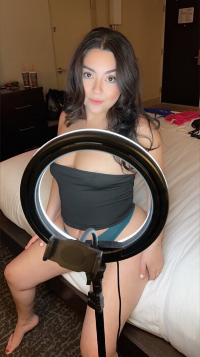 Mariahhlovelyy (@mariahhlovelyy), OnlyFans creator
