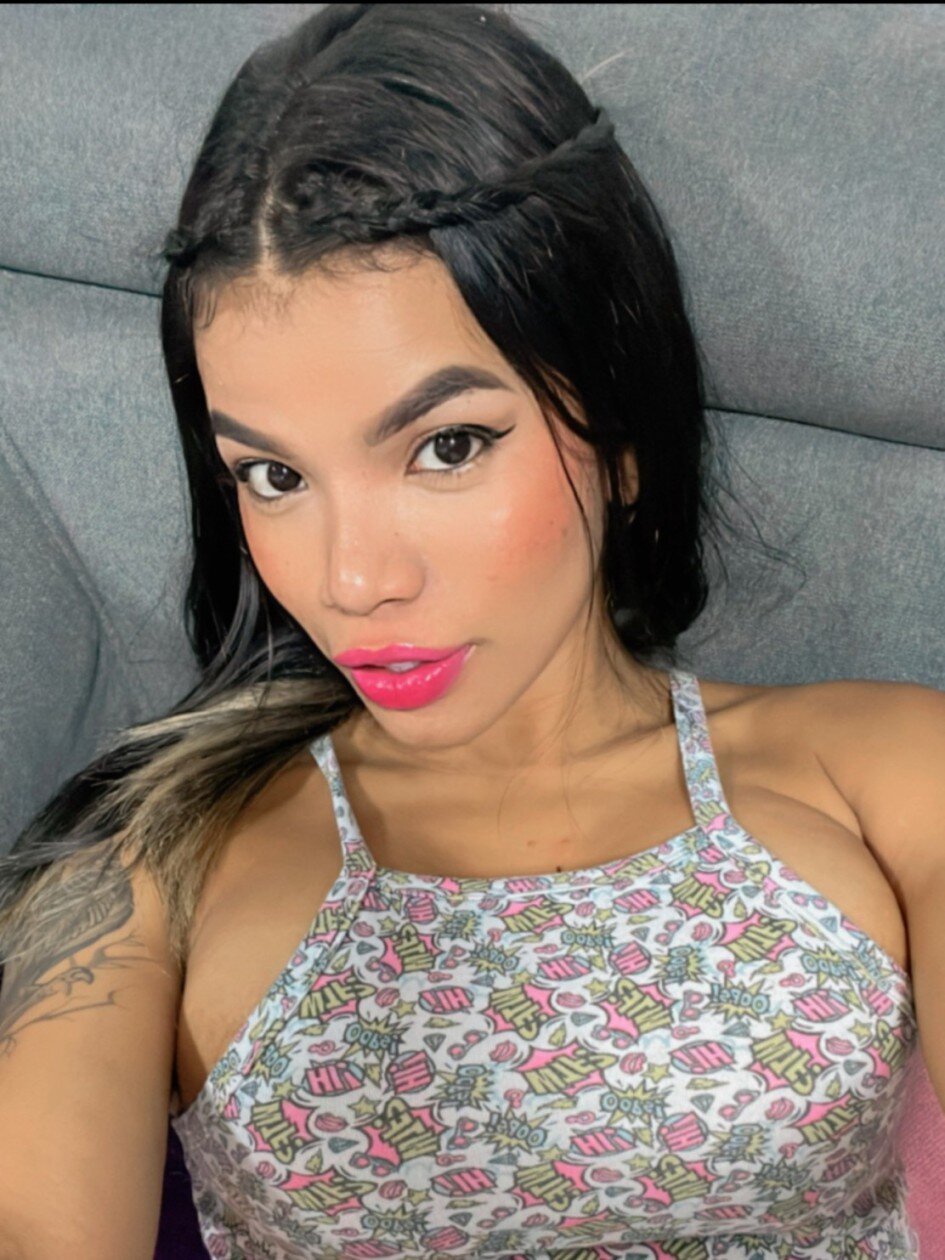 Mariana (@marianajoficial), OnlyFans creator