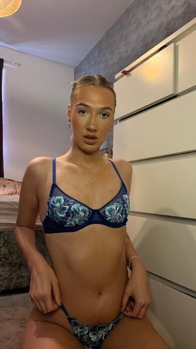 Maricax (@maricax), OnlyFans creator