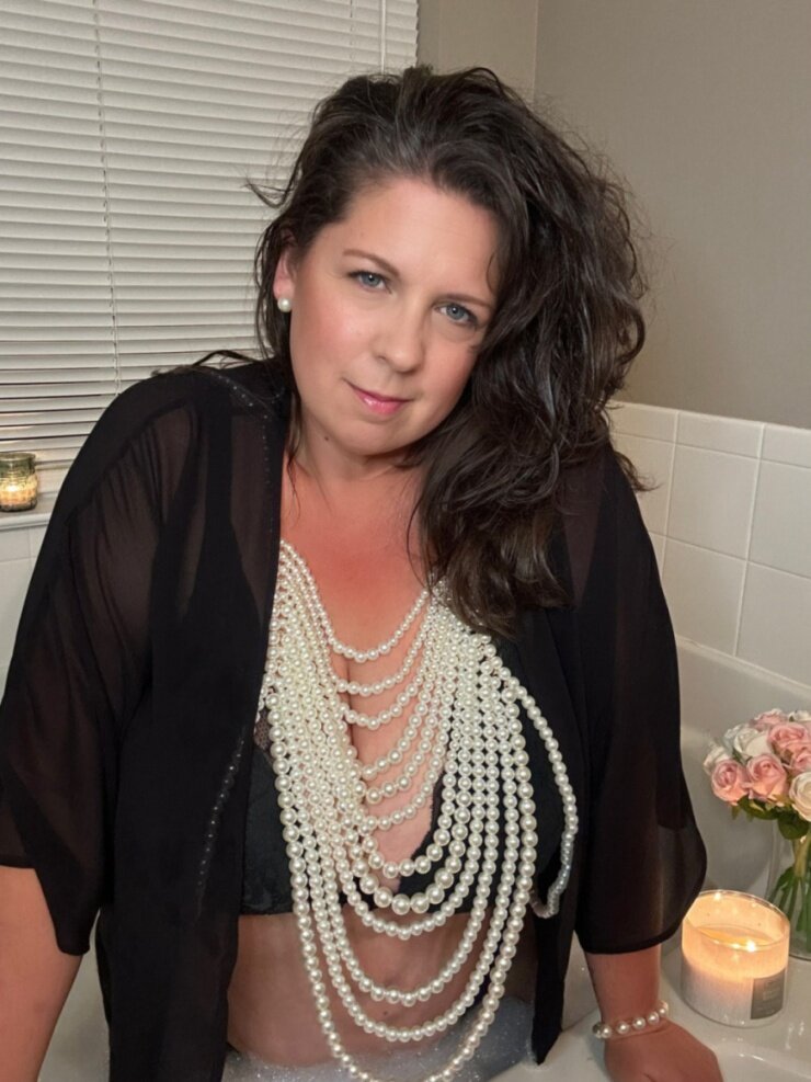 Marieblue77 (@marie_blue77), OnlyFans creator