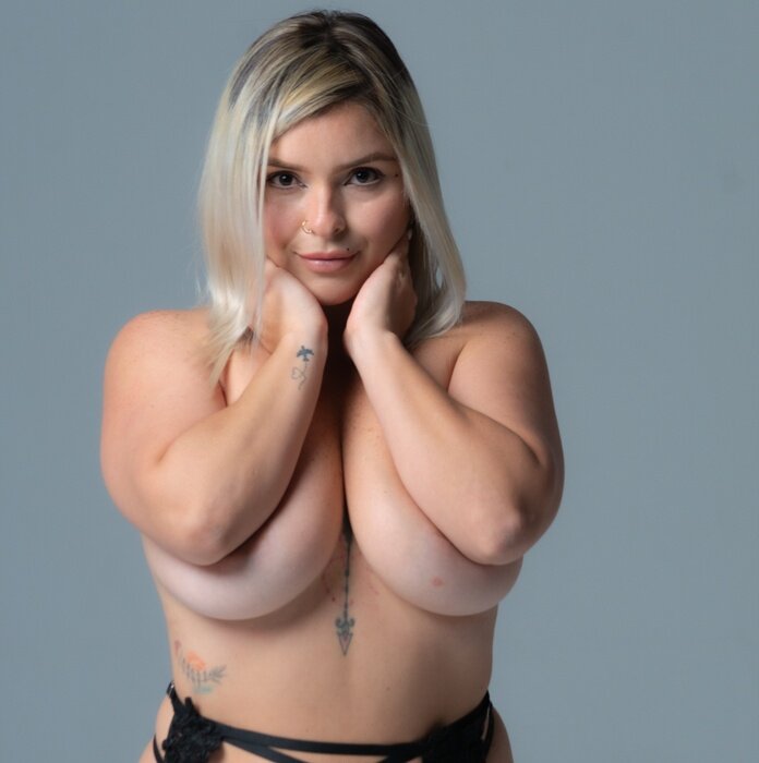Marilynrouge (@marilynrouge), OnlyFans creator