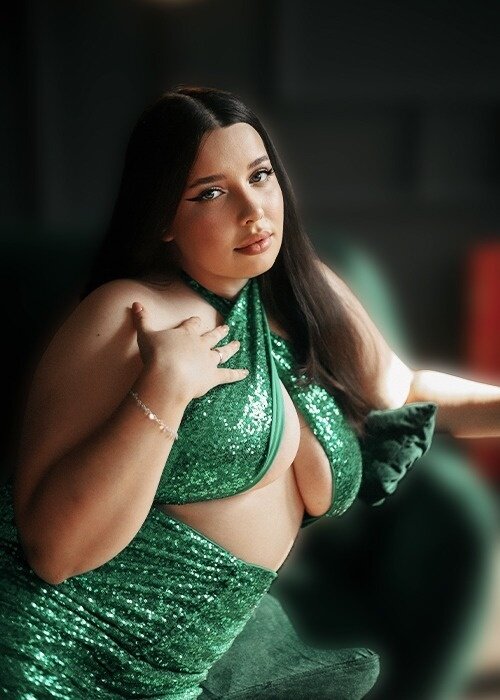 Marina (@marinetta_lux), OnlyFans creator