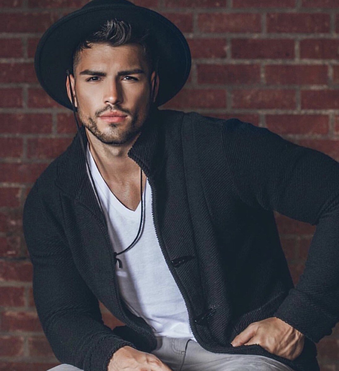 Mario8585 (@mario8585), OnlyFans creator