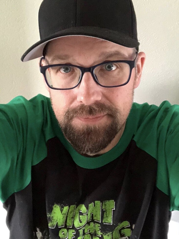 Marriedbidaddy (@married_bi_daddy), OnlyFans creator