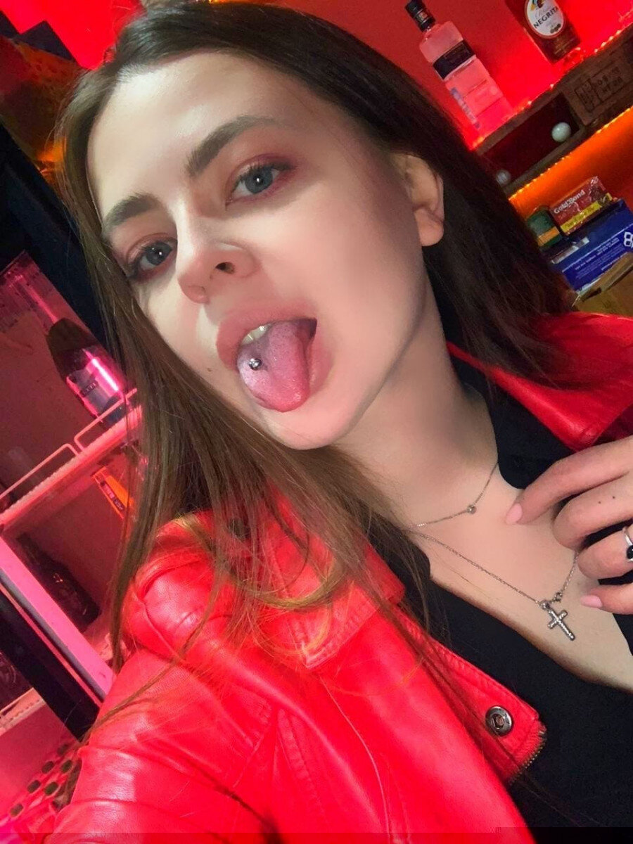 Mary (@marusyakarmababe), OnlyFans creator