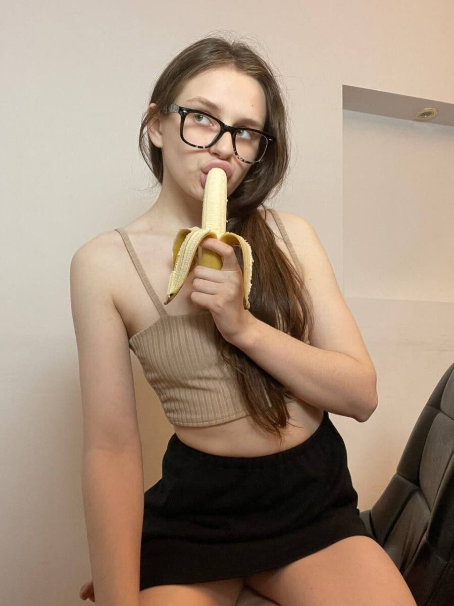 Mary (@mary2002free), OnlyFans creator