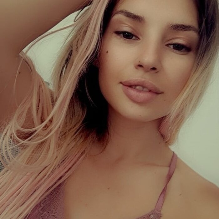 Mary955 (@mary955), OnlyFans creator
