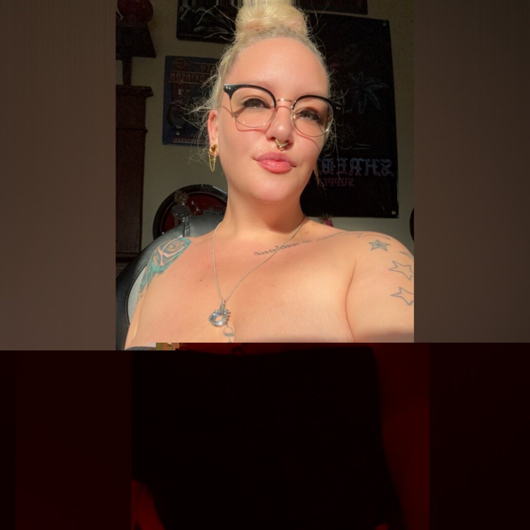 Maryjan3clouds (@maryjan3clouds), OnlyFans creator