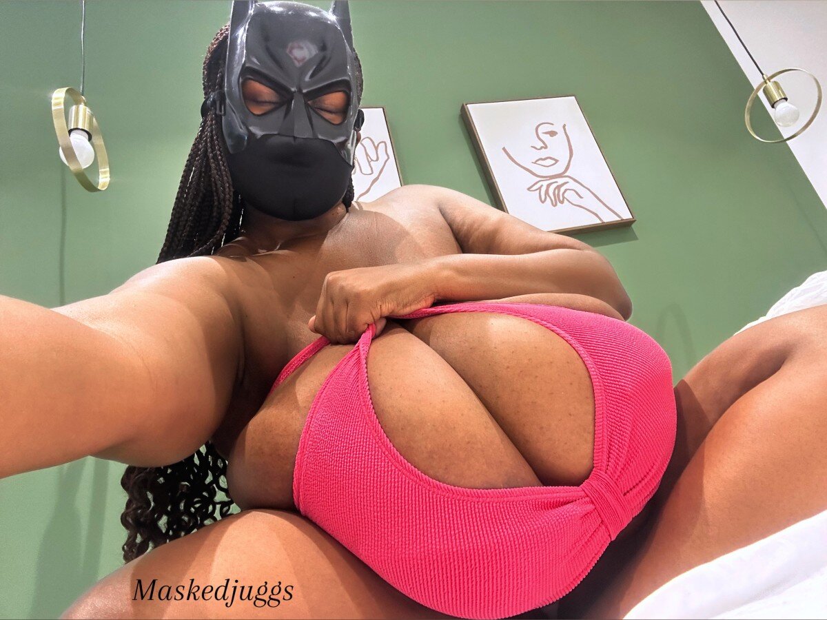 Maskedjuggs (@maskedjuggs), OnlyFans creator