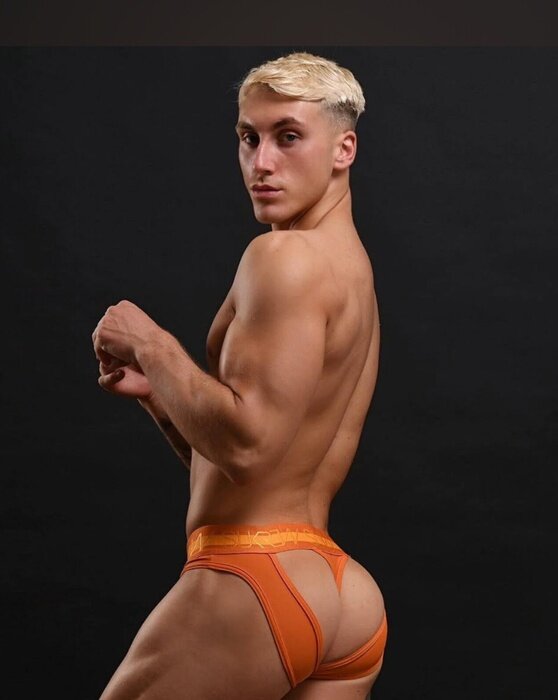Masonbubblebutt (@masonbubblebutt), OnlyFans creator