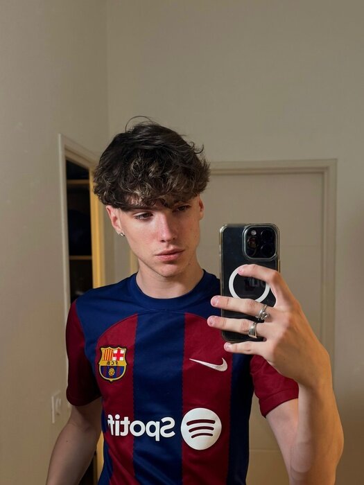 Maxencefree (@maxence_free), OnlyFans creator