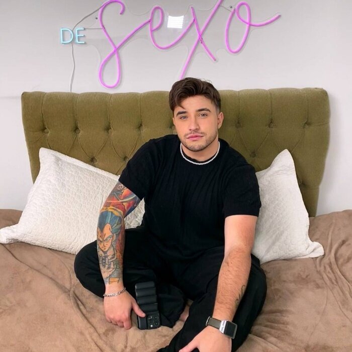 Maximanzana (@maximanzana), OnlyFans creator