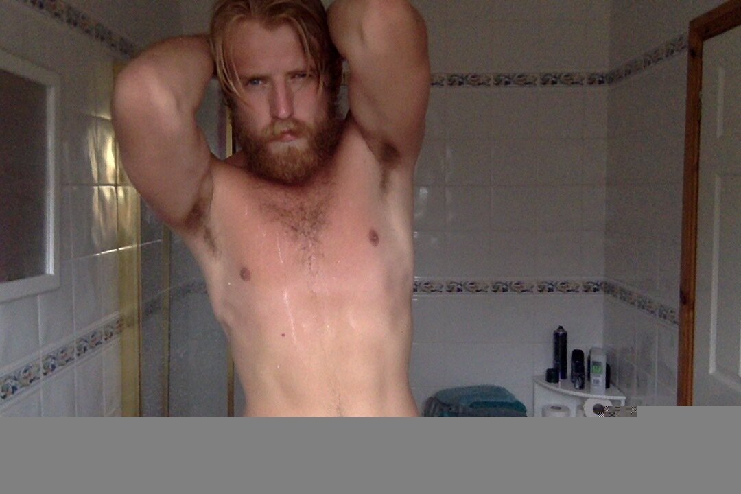 Maxsnowww (@maxsnowww), OnlyFans creator