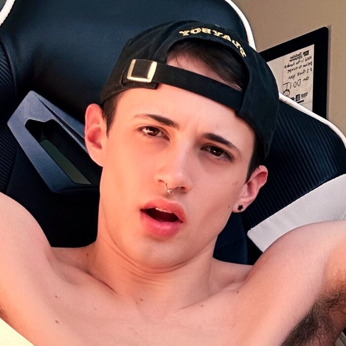 Max (@maxxxzillion), OnlyFans creator