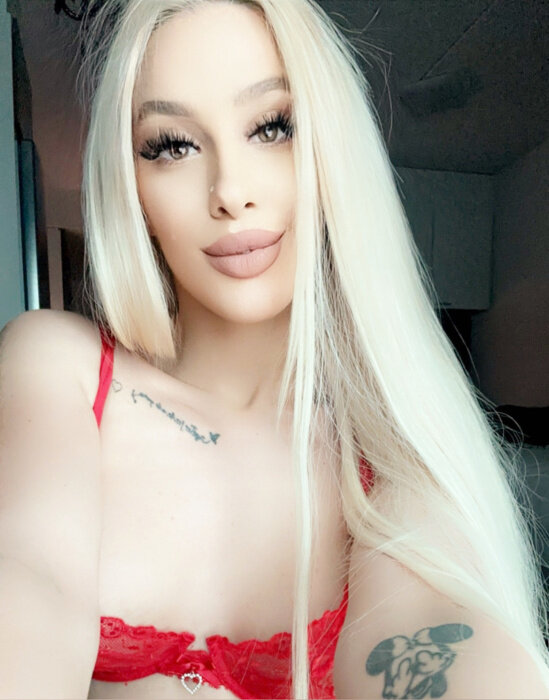 Mayar23 (@mayar23), OnlyFans creator