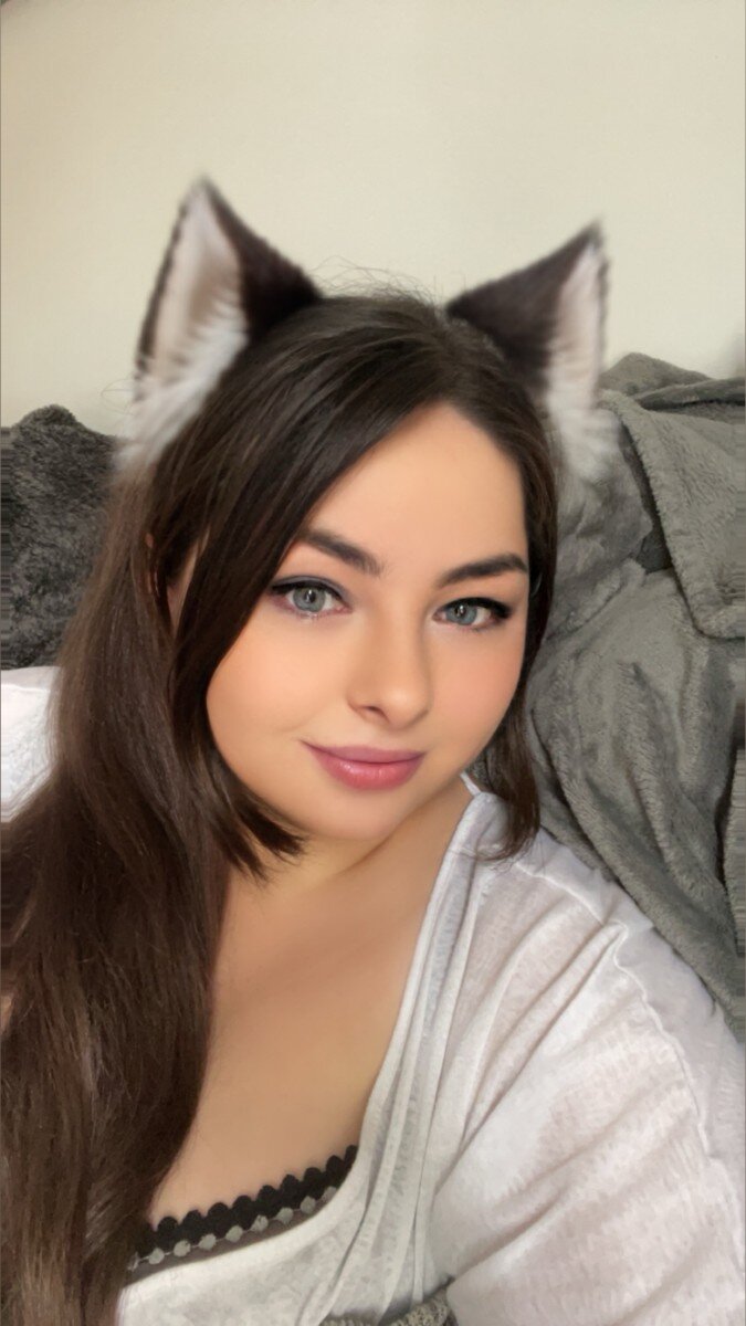 Maybekinky (@maybekinky), OnlyFans creator