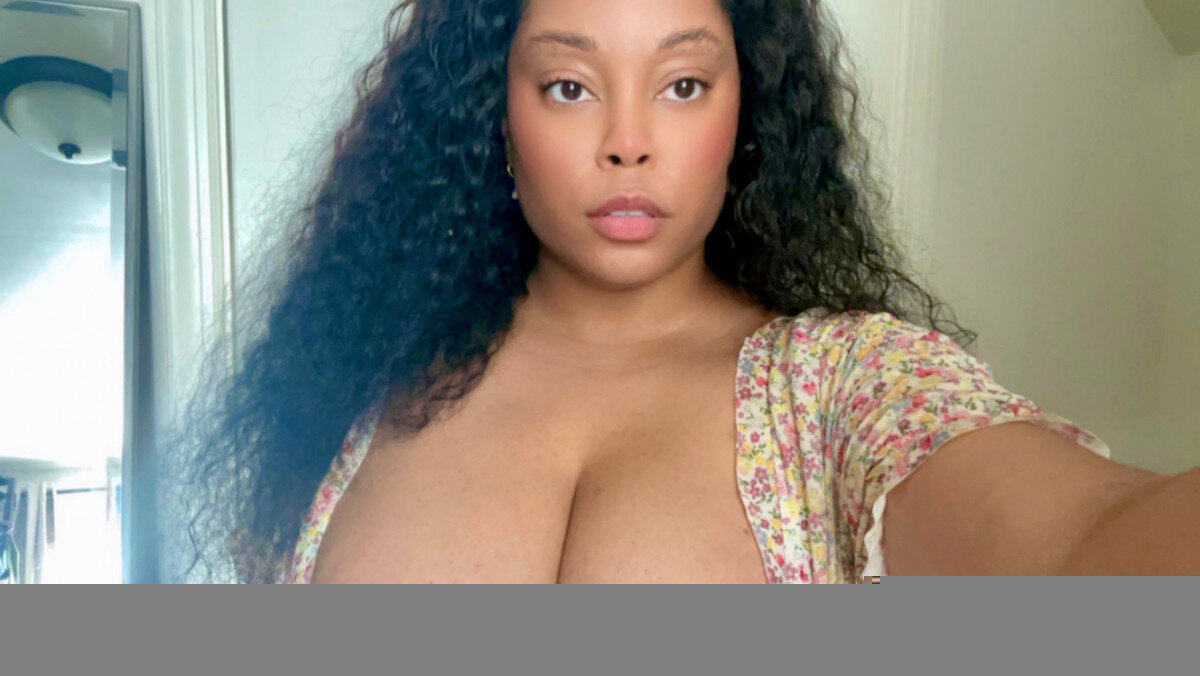 Mazikeengoddess (@mazikeengoddess), OnlyFans creator