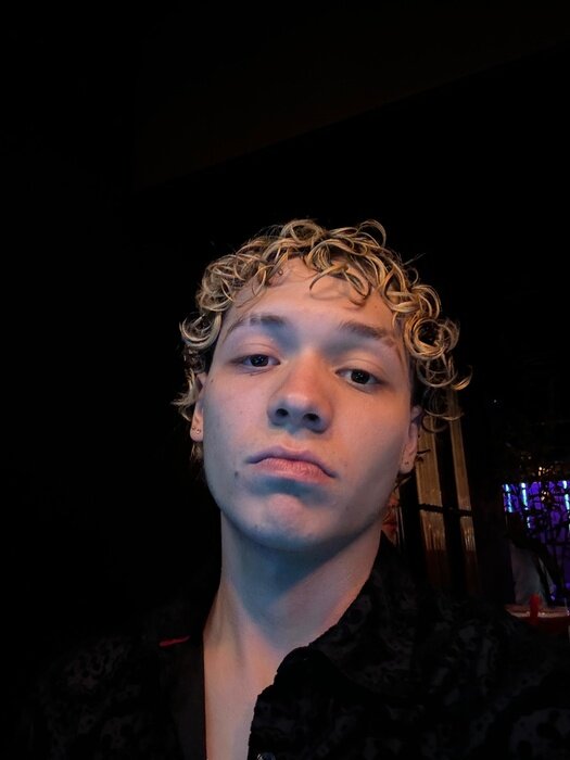 Mclov18 (@mclov18), OnlyFans creator
