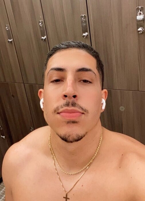Mdaddyyyy (@mdaddyyyy), OnlyFans creator