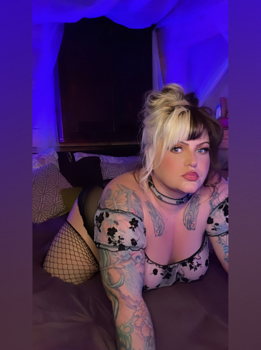 Meaghantheescallion (@meaghan_thee_scallion), OnlyFans creator