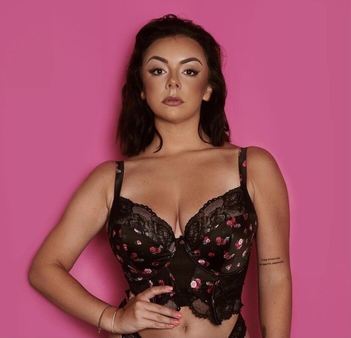 Meganavamiller (@meganavamiller), OnlyFans creator