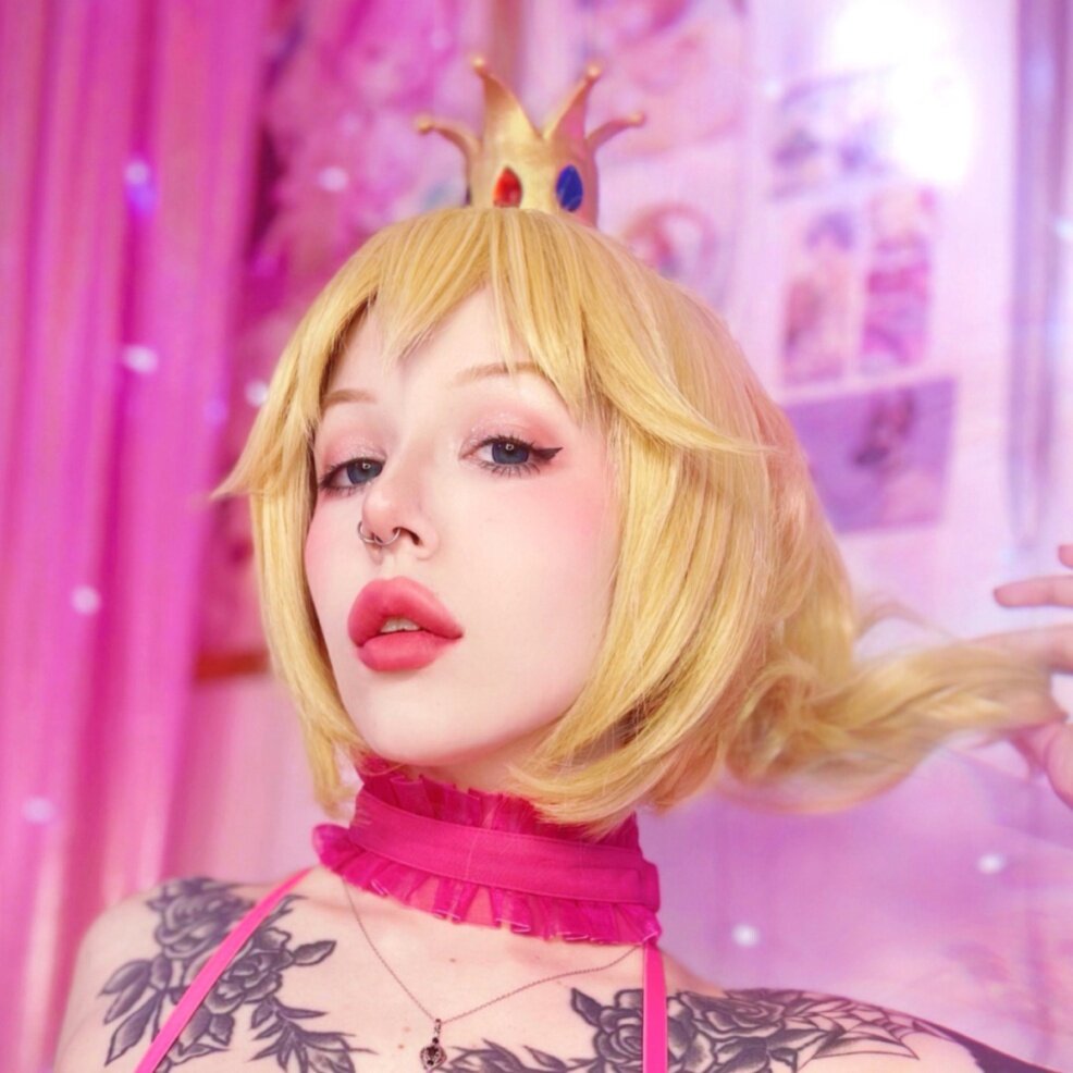 Megaplaygirl (@megaplaygirl), OnlyFans creator