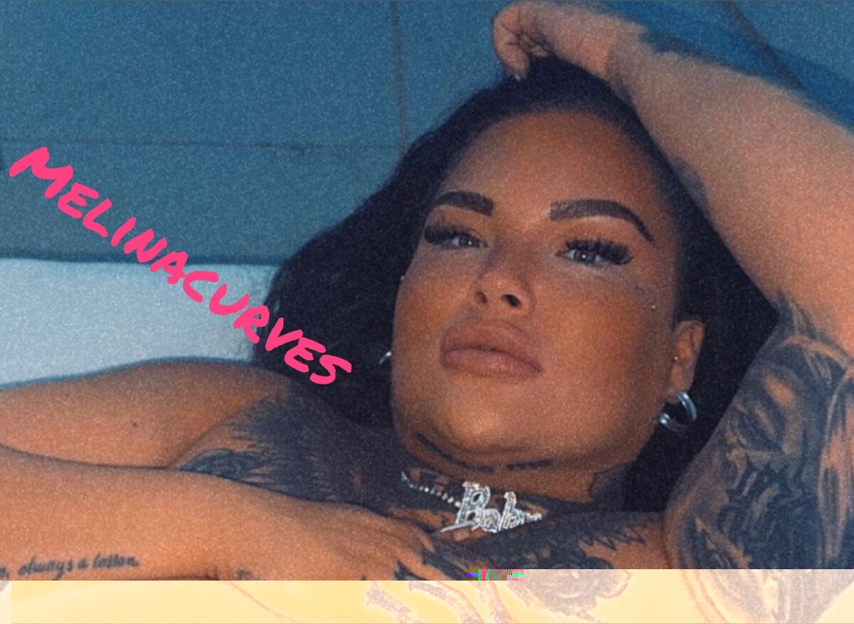 Melinacurves (@melinacurves), OnlyFans creator
