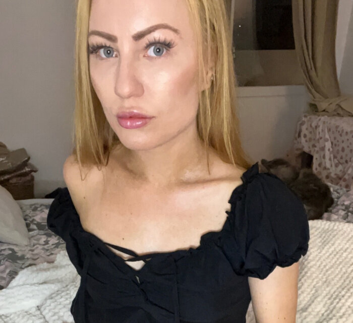 Melindagoldx (@melindagoldx), OnlyFans creator