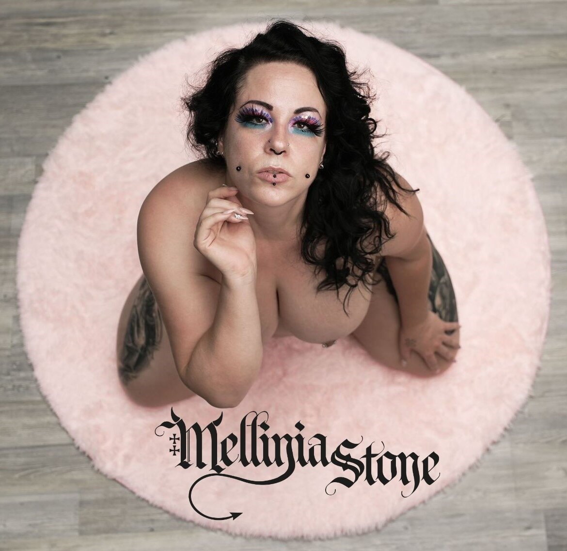 Melliniastone (@melliniastone), OnlyFans creator